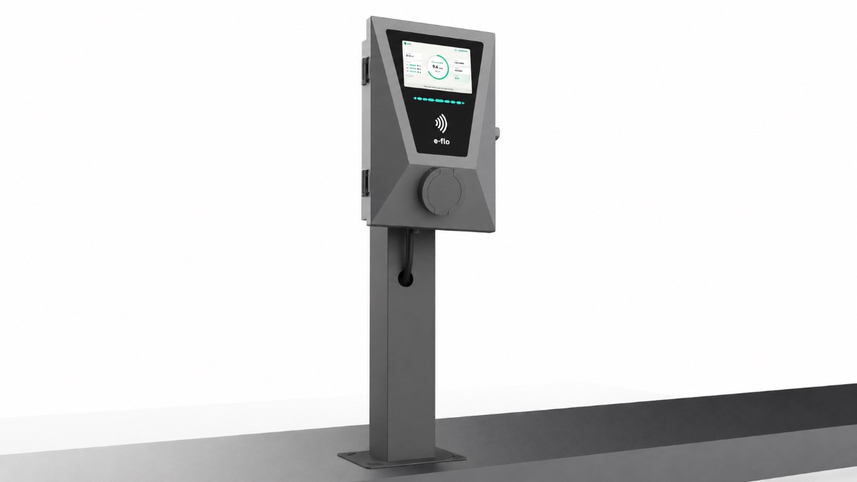 e-flo PRO on pedestal